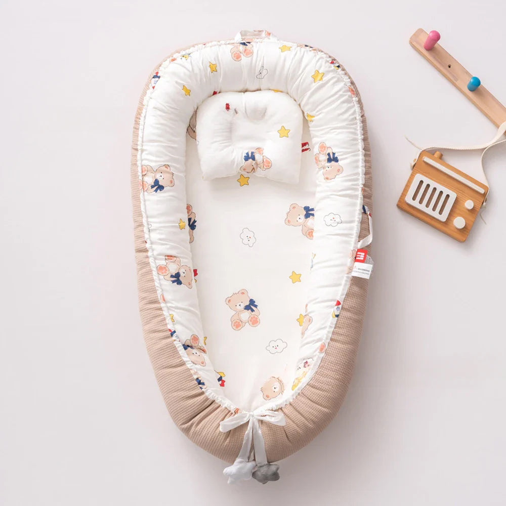 Removable and washable portable baby crib baby pillow travel crib