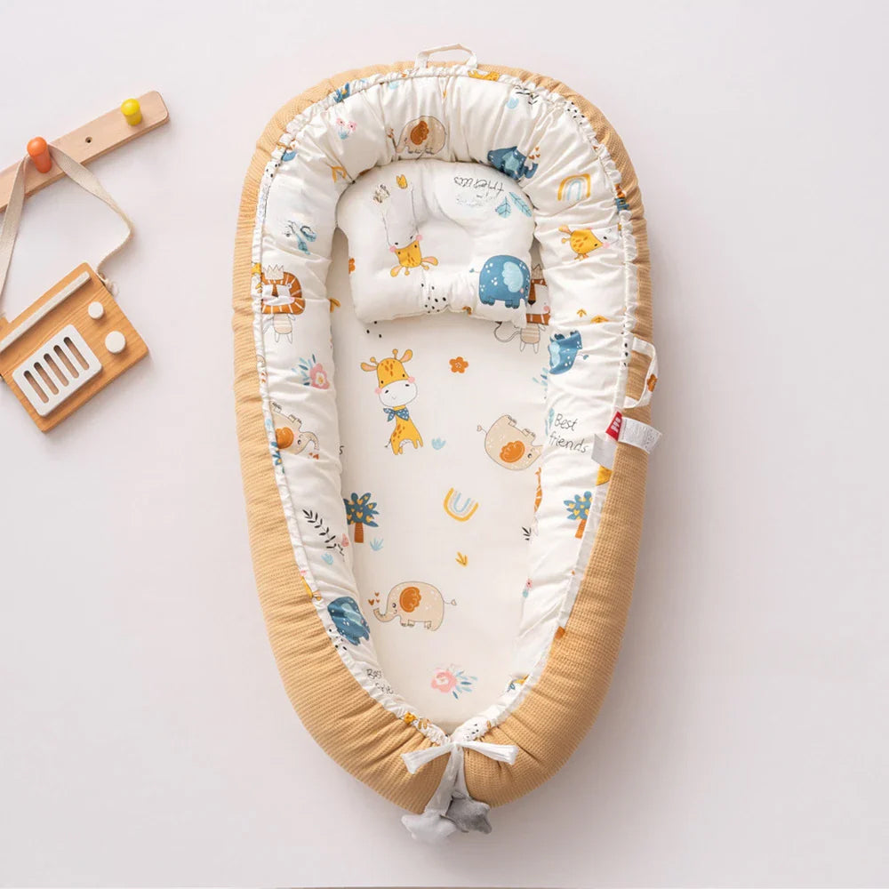 Removable and washable portable baby crib baby pillow travel crib